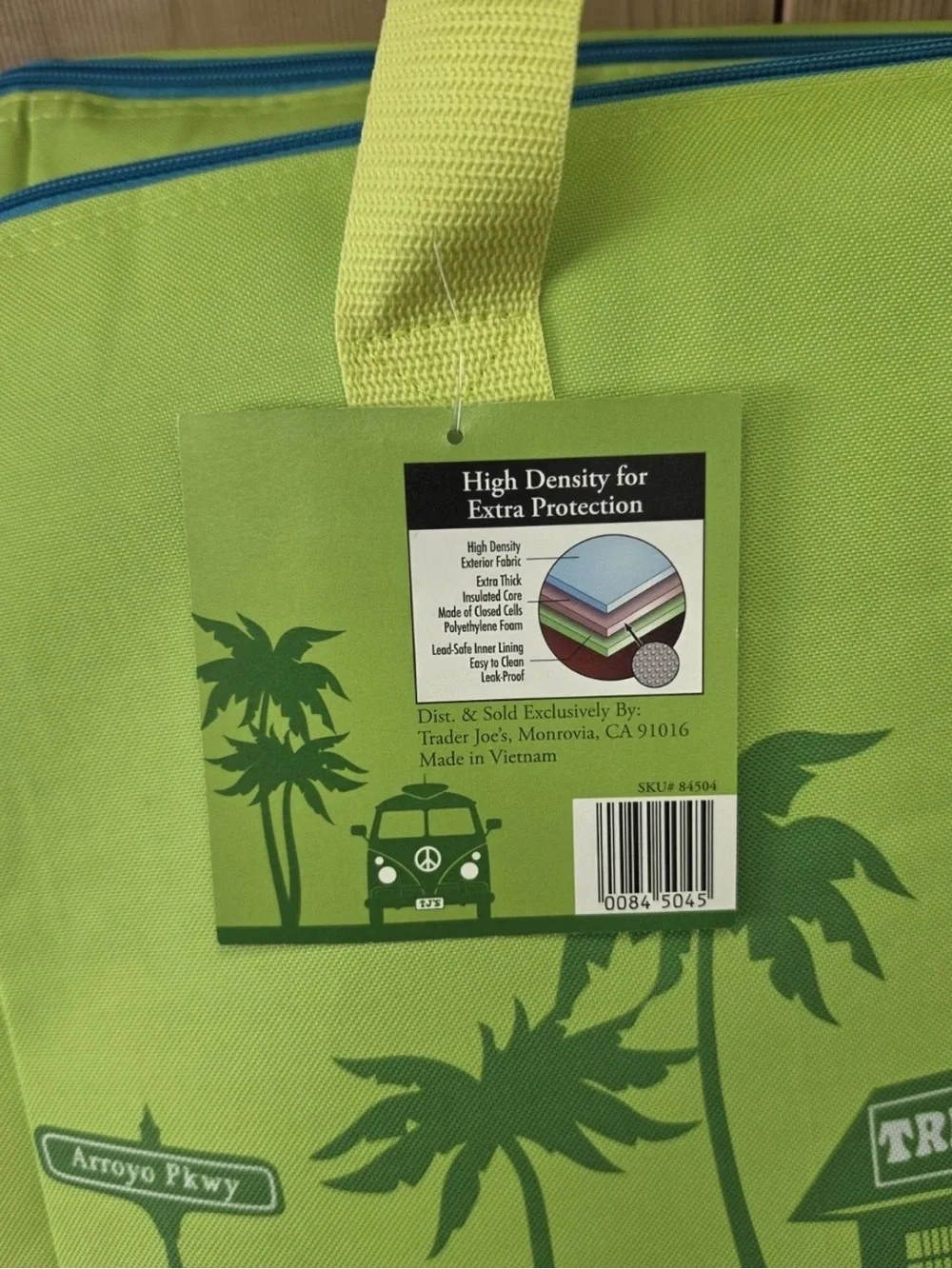Trader Joe's 8 Gallons Reusable  Bag Cooler Large Insulated Tote Lime Green